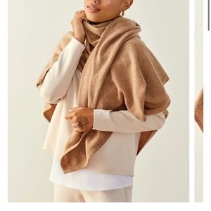 New-Aday overseas travel scarf in caramel